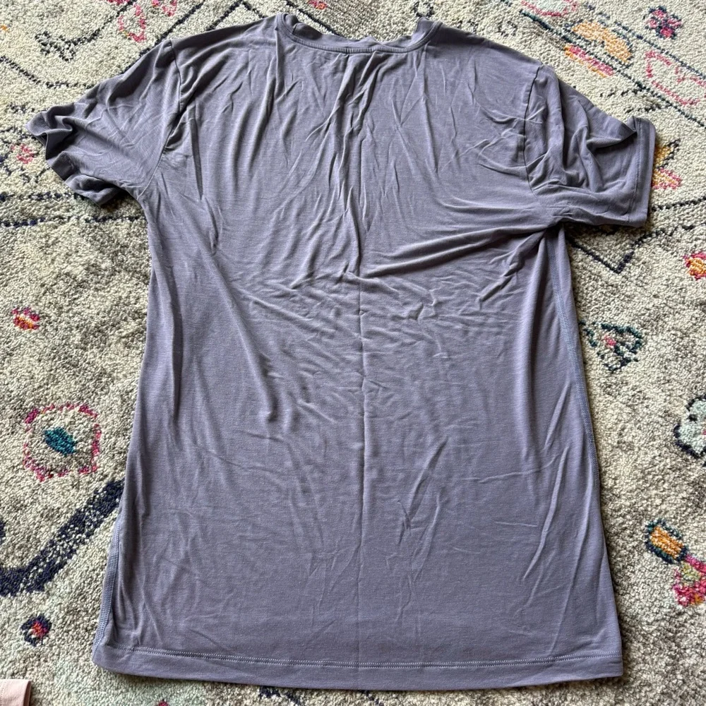 NOBULL Workout Tee - Picture 2 of 3